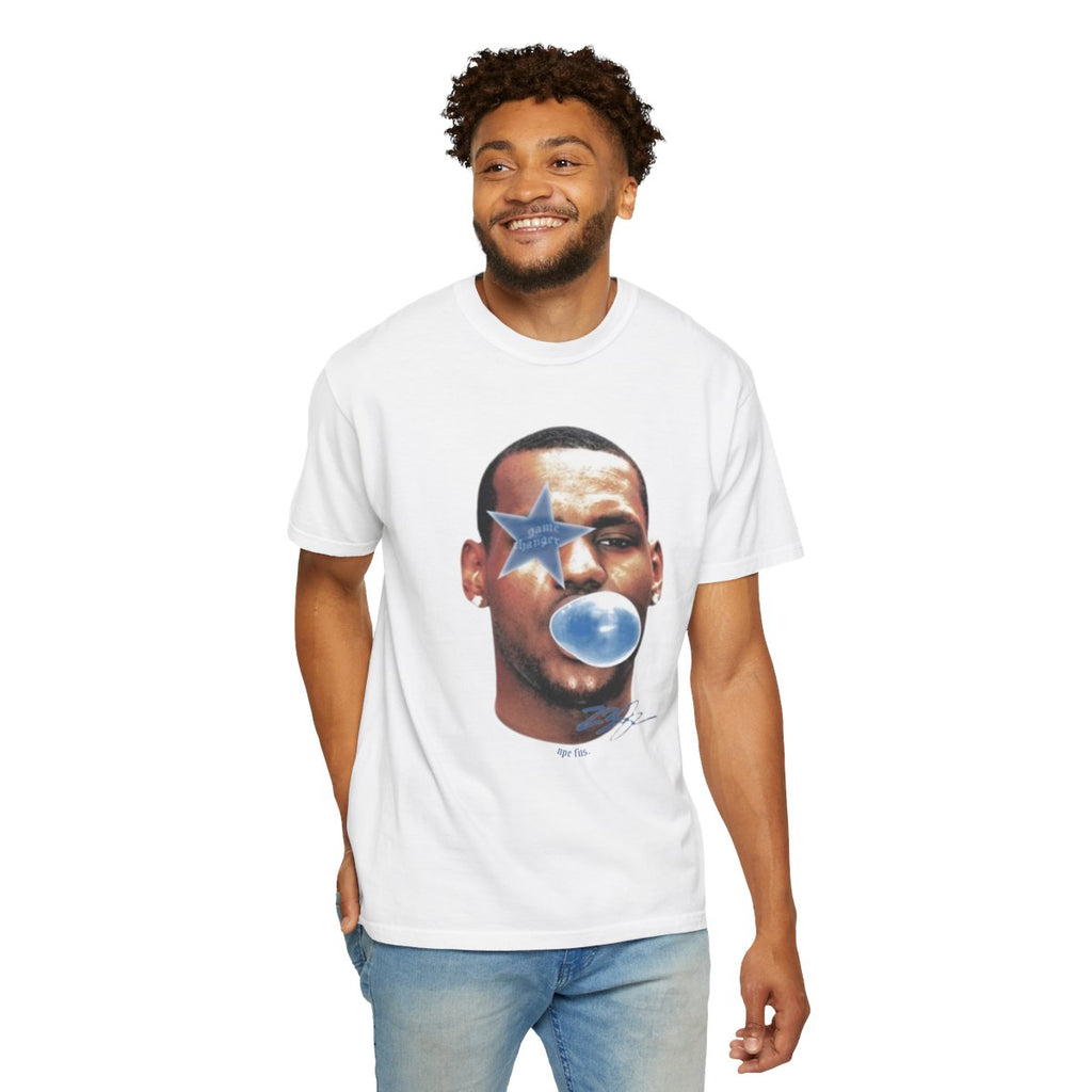 bubblegum bron. | t-shirt